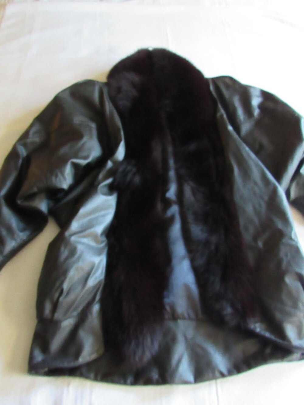 Vintage Women's Black Leather Coat Genuine Fox Fur Trim Soft S Jacqueline Ferrar